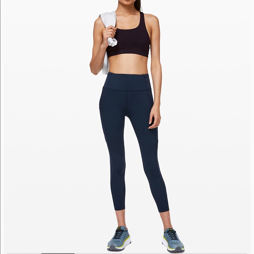 Lululemon Fast and Free Tight II 25" Navy size 4